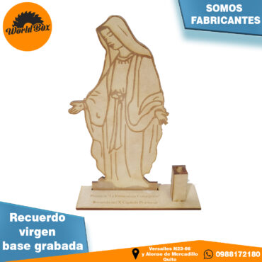 Recuerdo virgen con base grabada